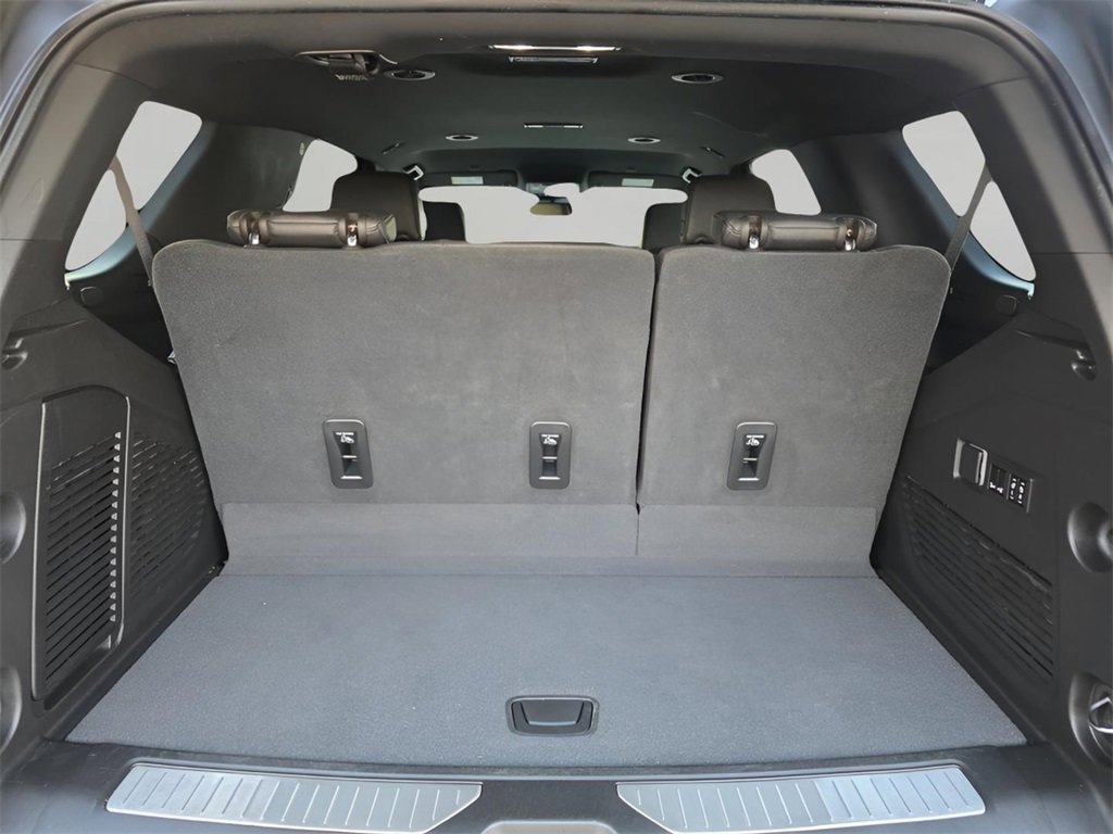 Used 2023 Chevrolet Tahoe Z71 w/ Z71 Off-Road Package image 27