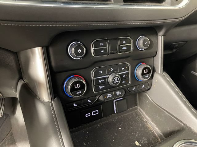 Certified 2023 Chevrolet Tahoe Z71 w/ Luxury Package AWD/4WD image 8