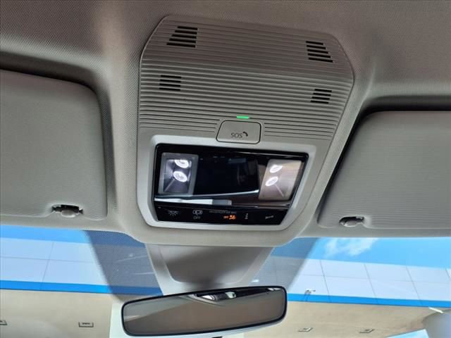 New 2025 Volkswagen Atlas SE image 22