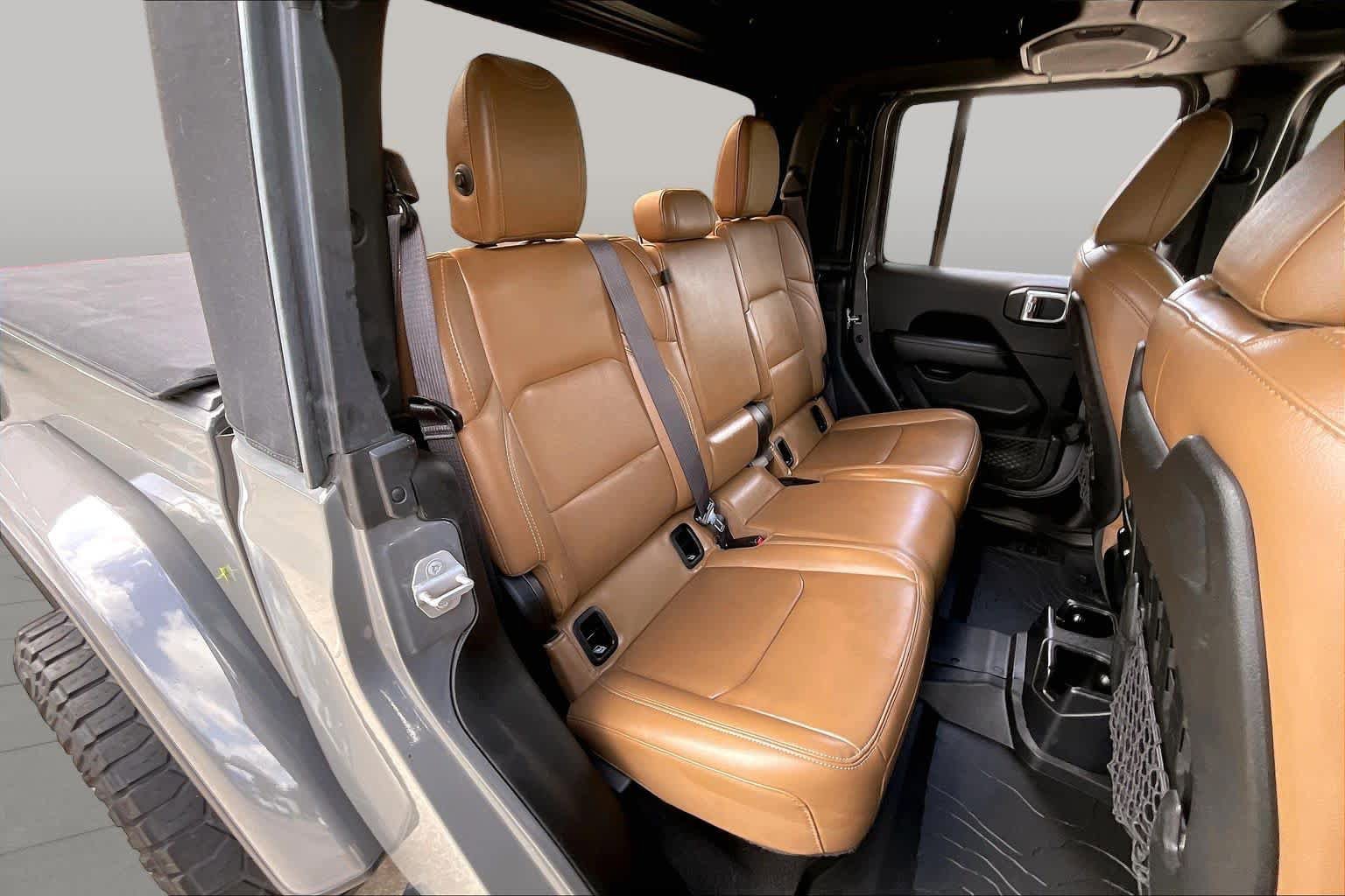 Used 2020 Jeep Gladiator Rubicon AWD/4WD image 19