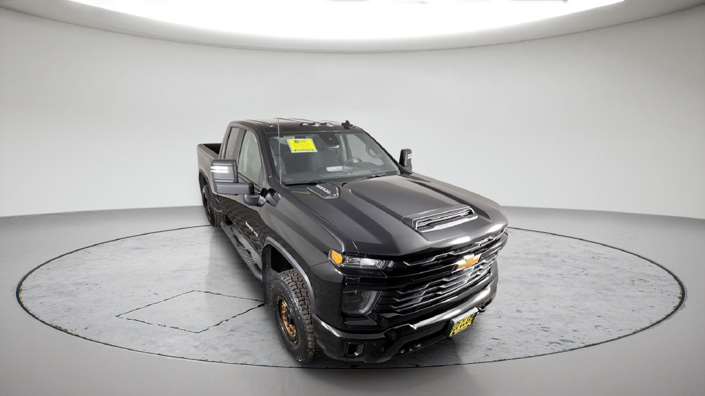 Used 2025 Chevrolet Silverado 2500 Custom w/ Custom Value Package AWD/4WD image 6