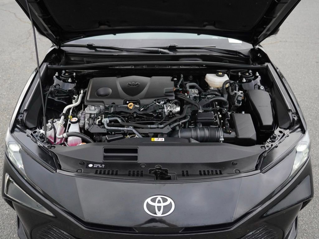 Used 2025 Toyota Camry LE image 25