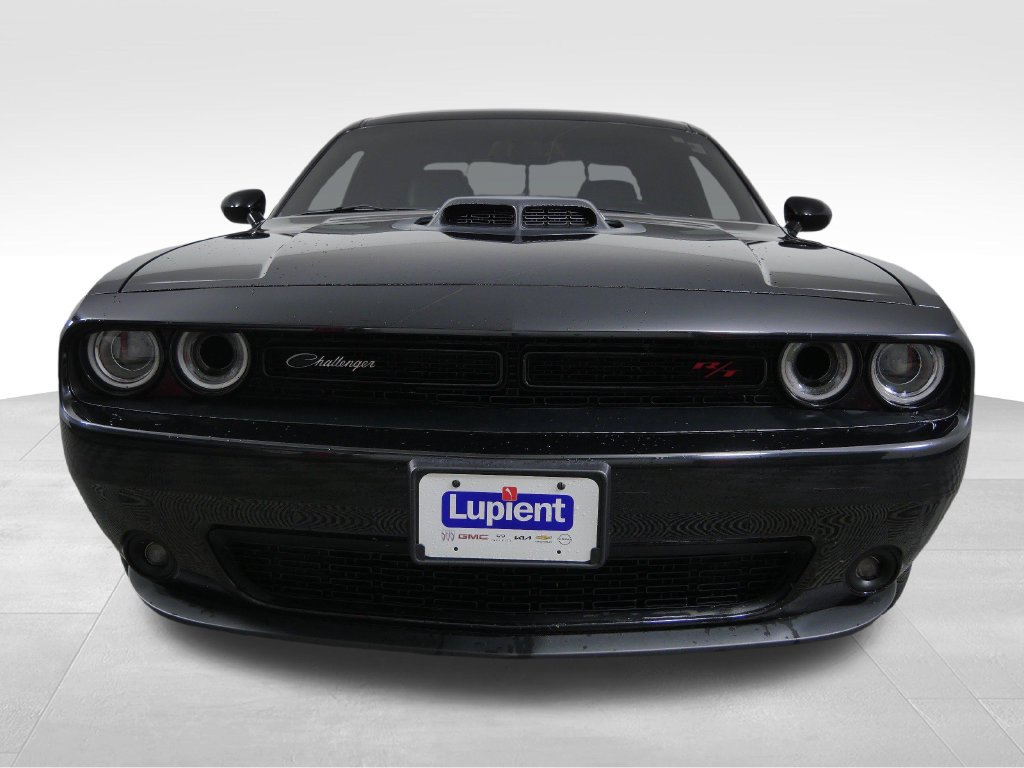 Used 2016 Dodge Challenger R/T Plus RWD image 3