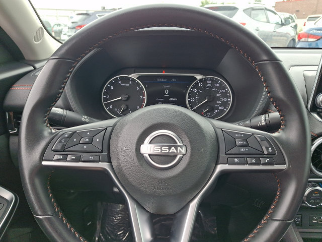 Used 2025 Nissan Sentra SR FWD image 18