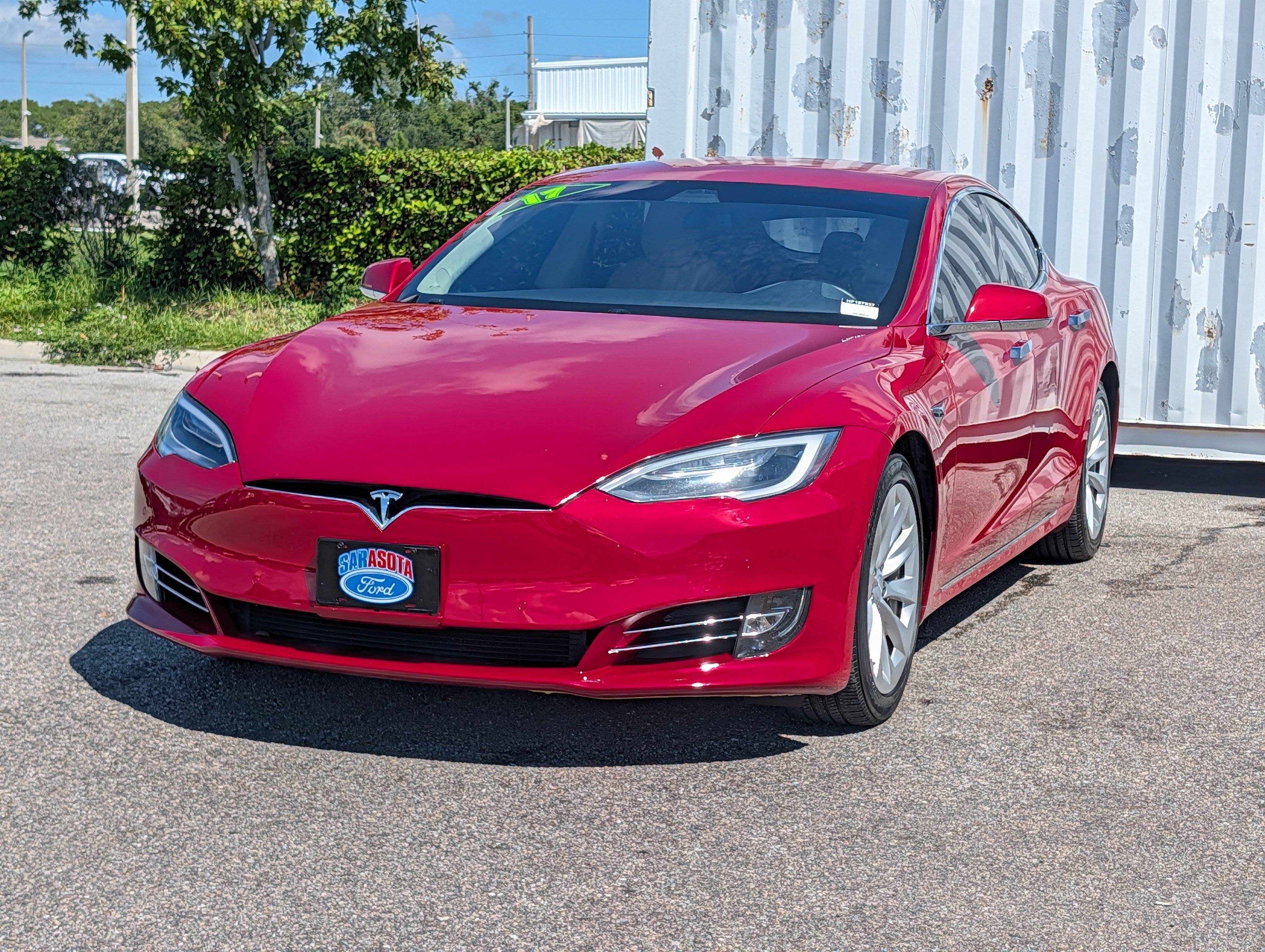 Used 2017 Tesla Model S 60 RWD image 8