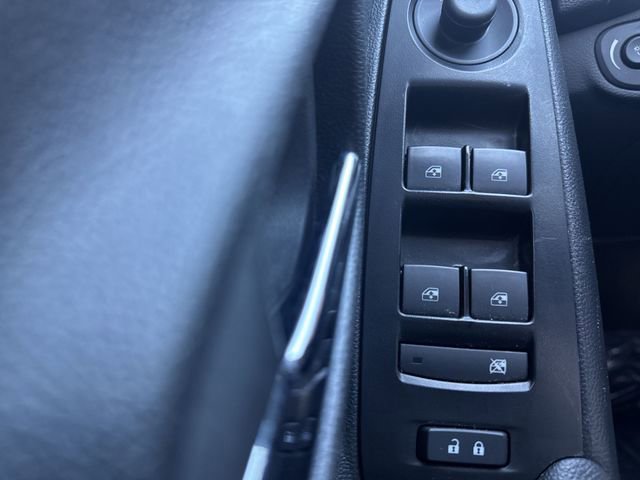 Certified 2022 Chevrolet Trax LT w/ LT Convenience Package image 23