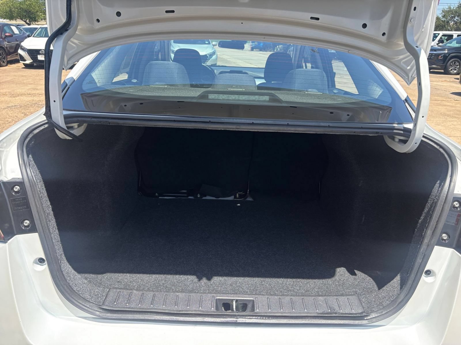 Used 2025 Nissan Versa SV FWD image 29