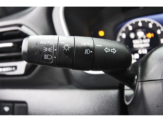 Used 2025 Honda Pilot Black Edition image 16