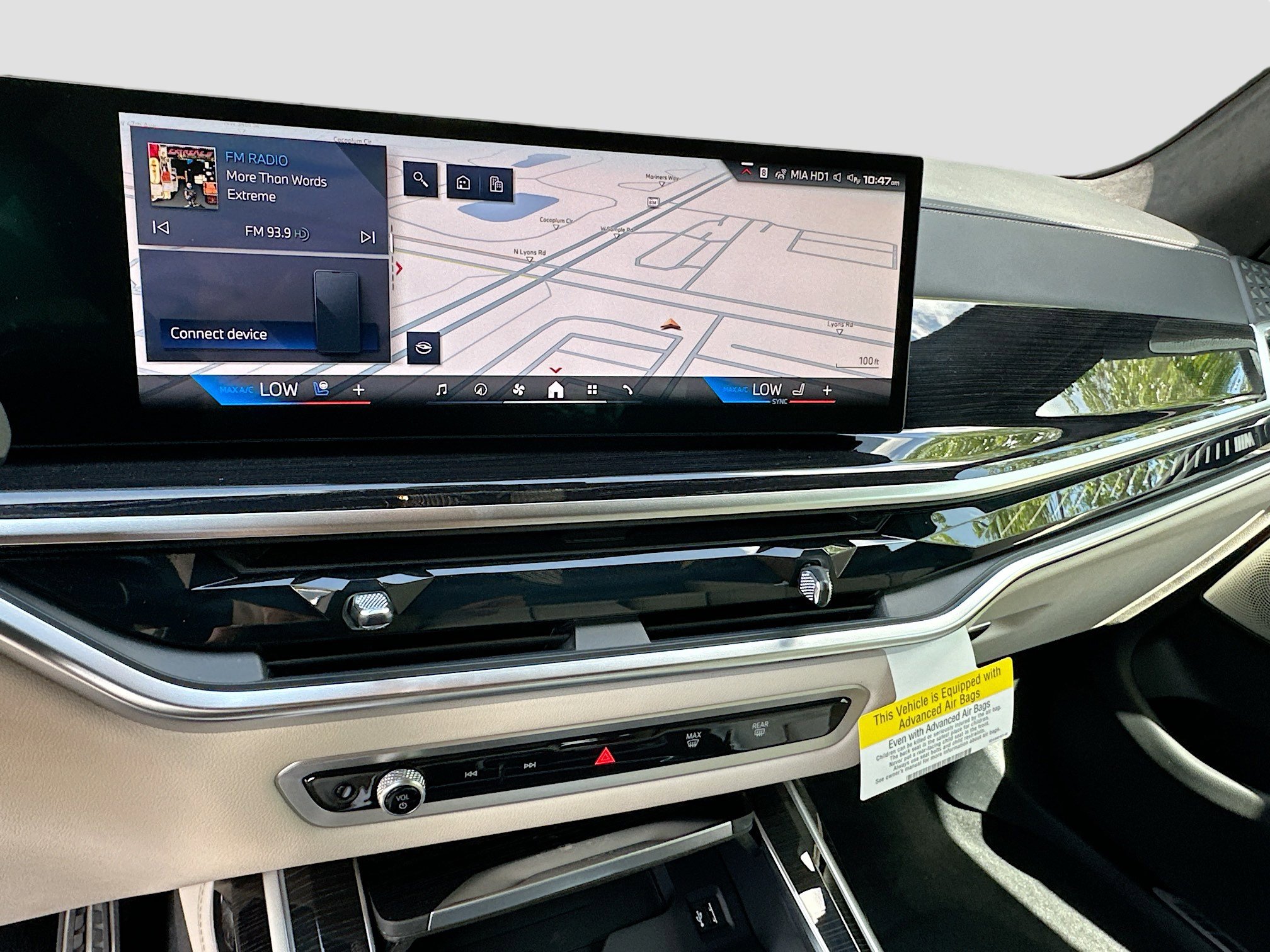 New 2026 BMW X7 M60i image 12