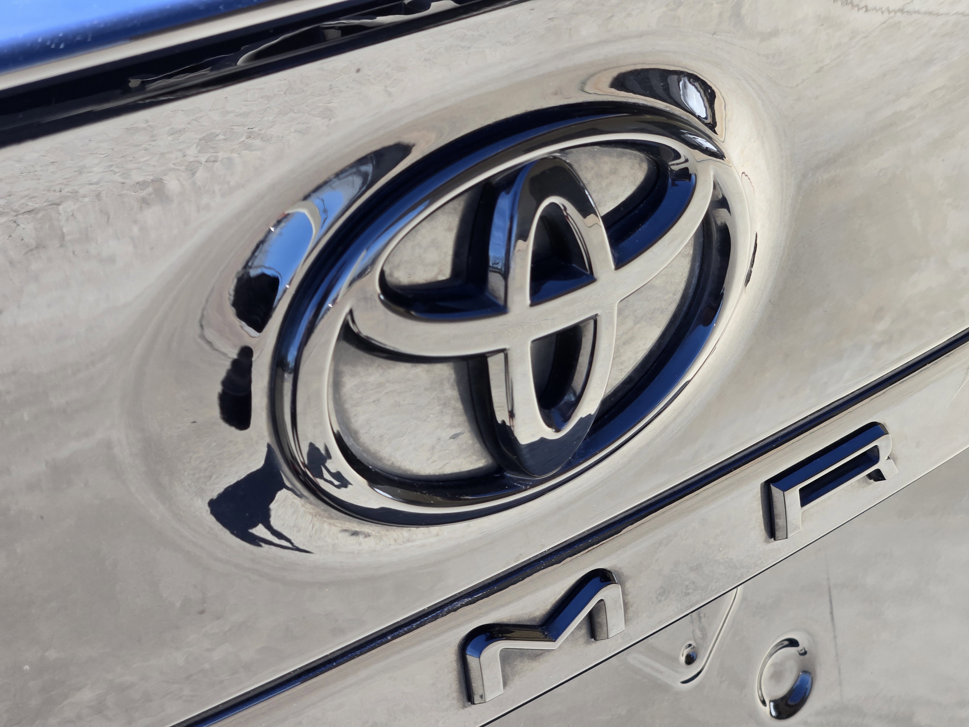 Used 2023 Toyota Camry SE w/ Convenience Package image 19