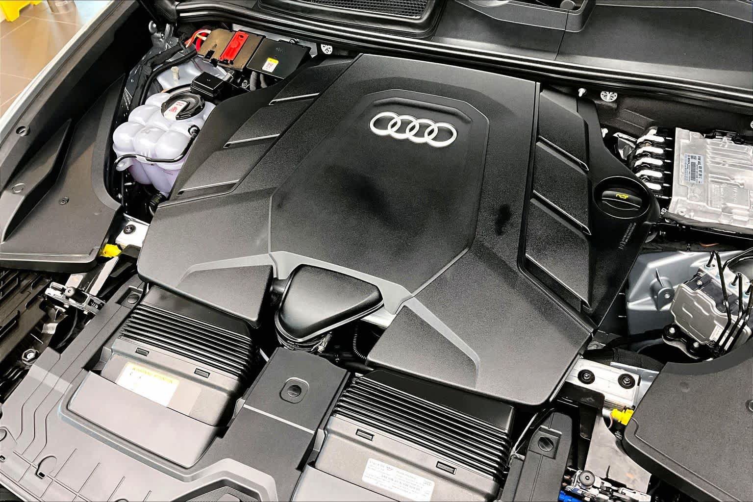 Certified 2026 Audi Q8 Prestige AWD/4WD image 31