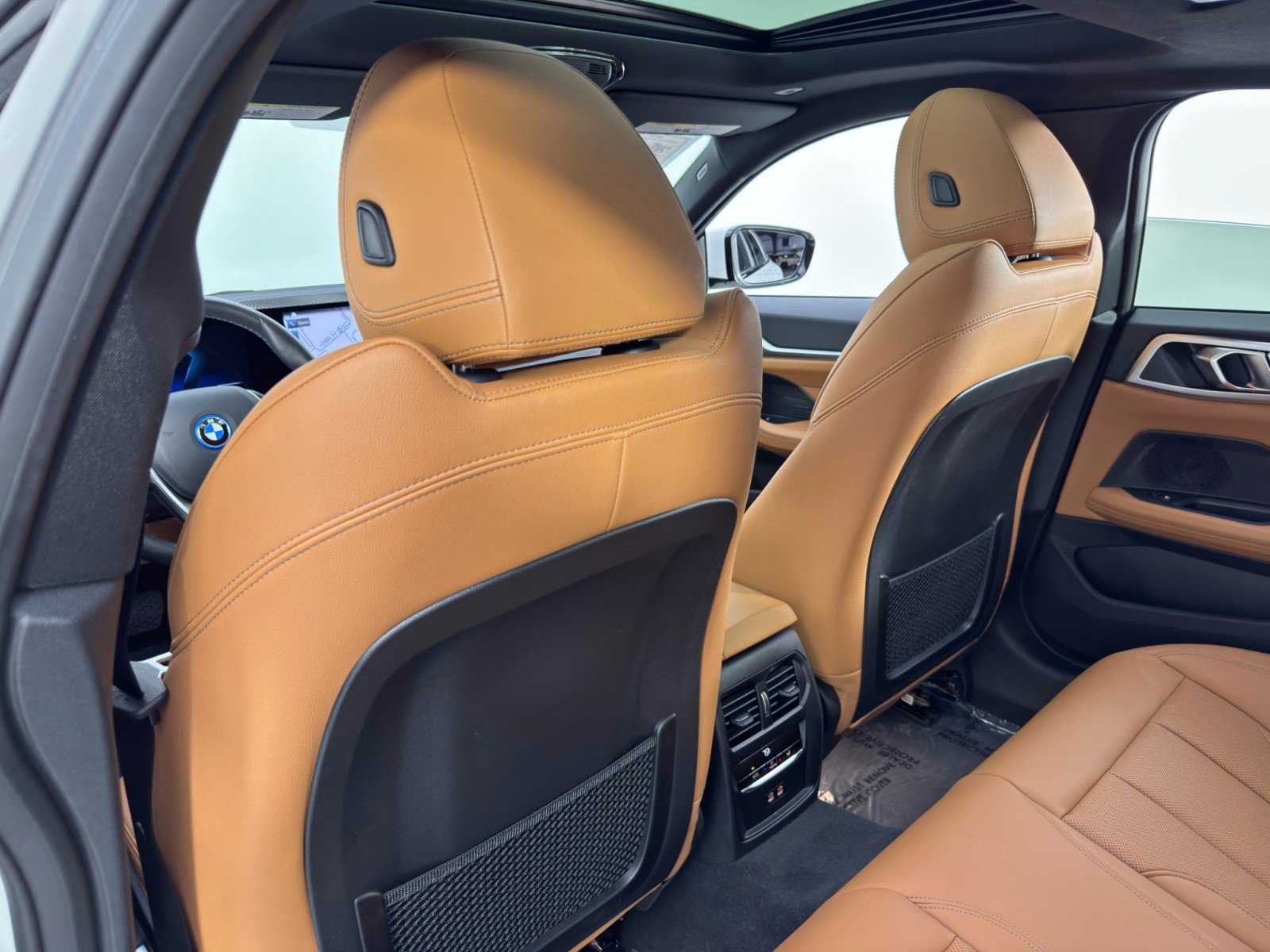 Used 2023 BMW i4 eDrive35 image 37