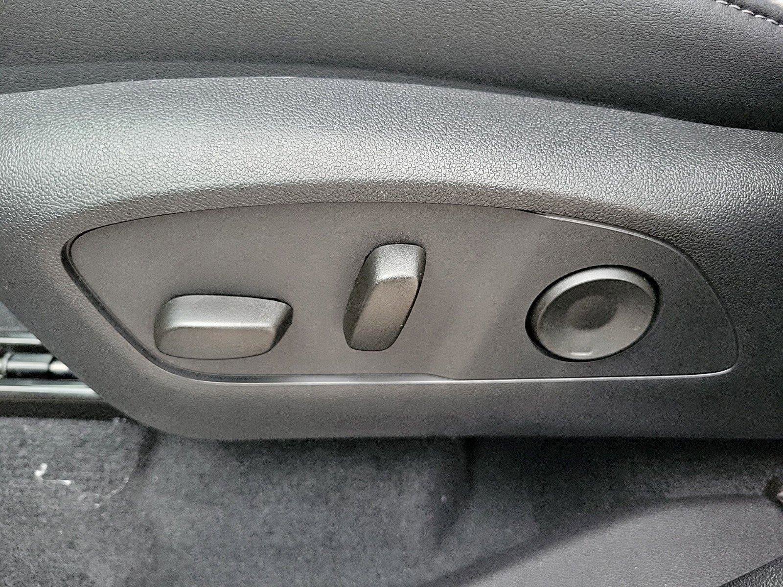 New 2026 Buick Enclave Preferred image 17