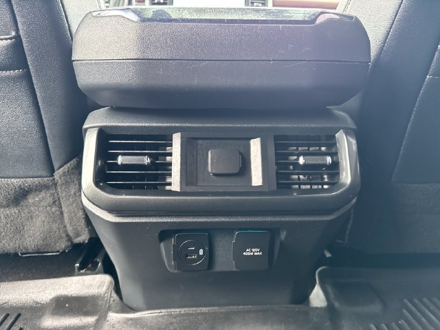 Used 2021 Ford F150 Lariat AWD/4WD image 33