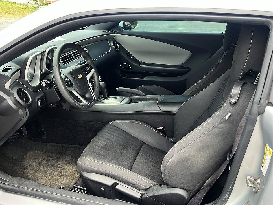 Used 2014 Chevrolet Camaro LS RWD image 15
