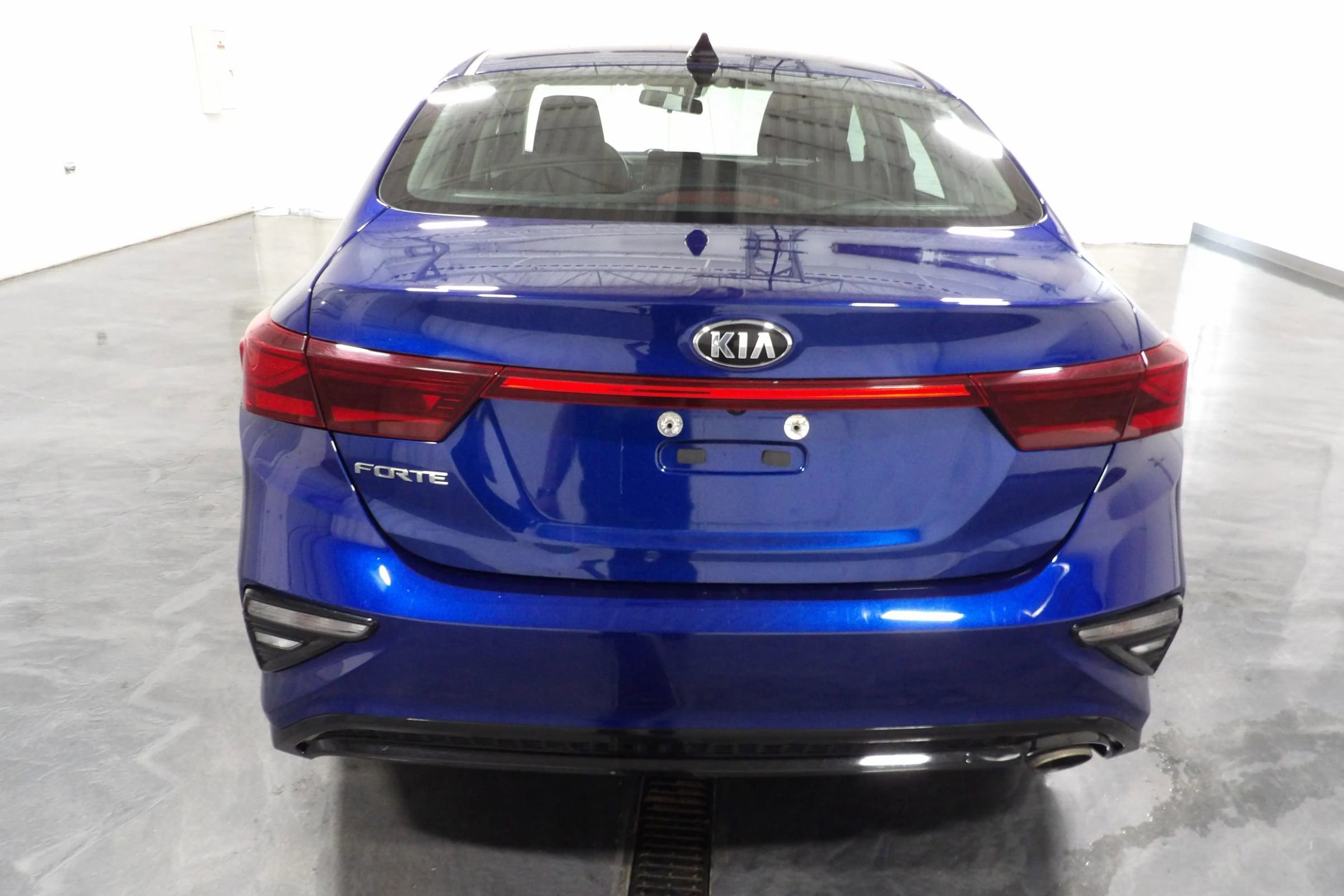Used 2021 Kia Forte LXS FWD image 5