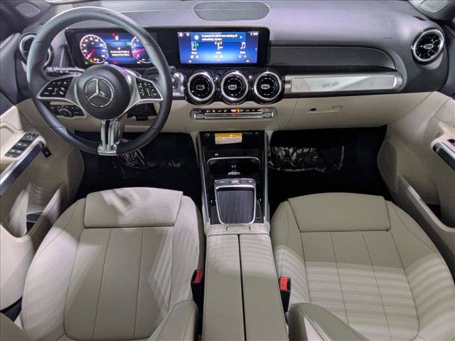 New 2026 Mercedes-Benz GLB 250 image 14