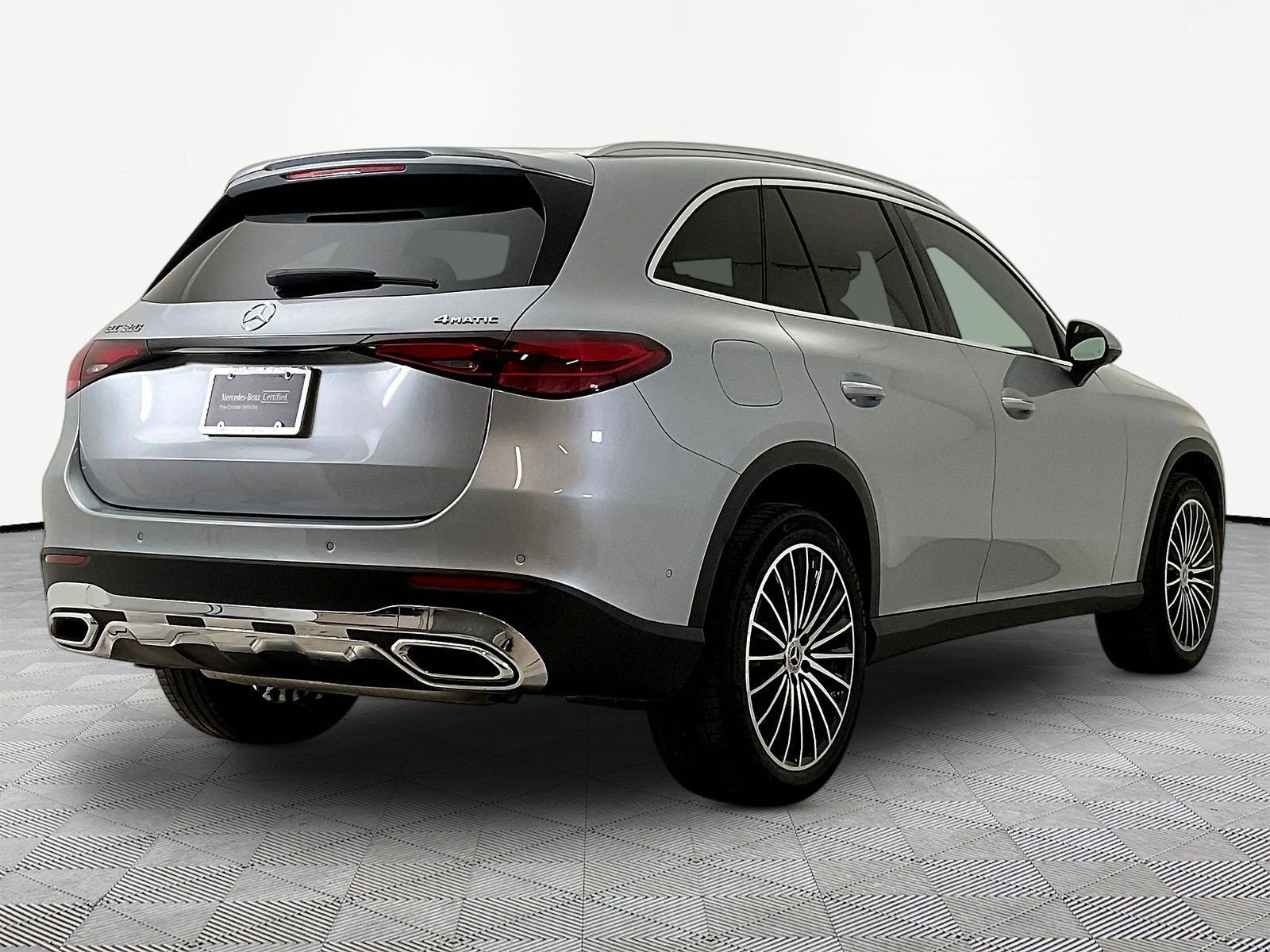 Used 2026 Mercedes-Benz GLC 300 4MATIC image 6