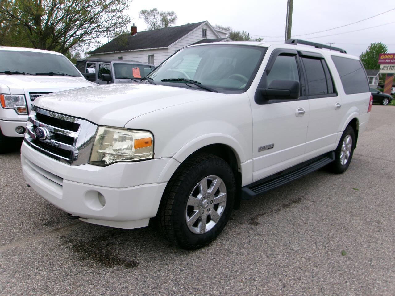 Used 2008 Ford Expedition EL XLT AWD/4WD image 1
