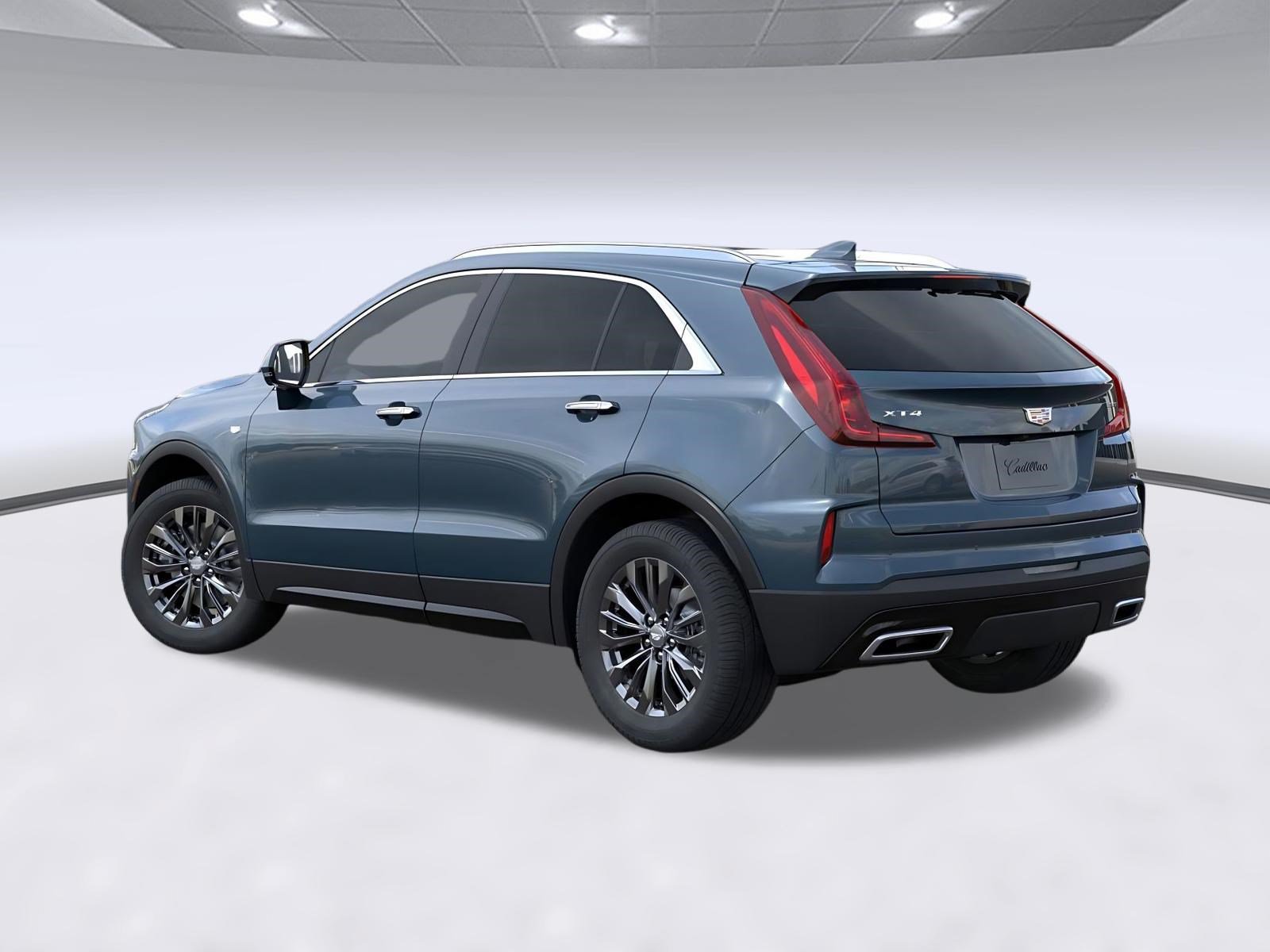 New 2024 Cadillac XT4 Premium Luxury FWD image 2
