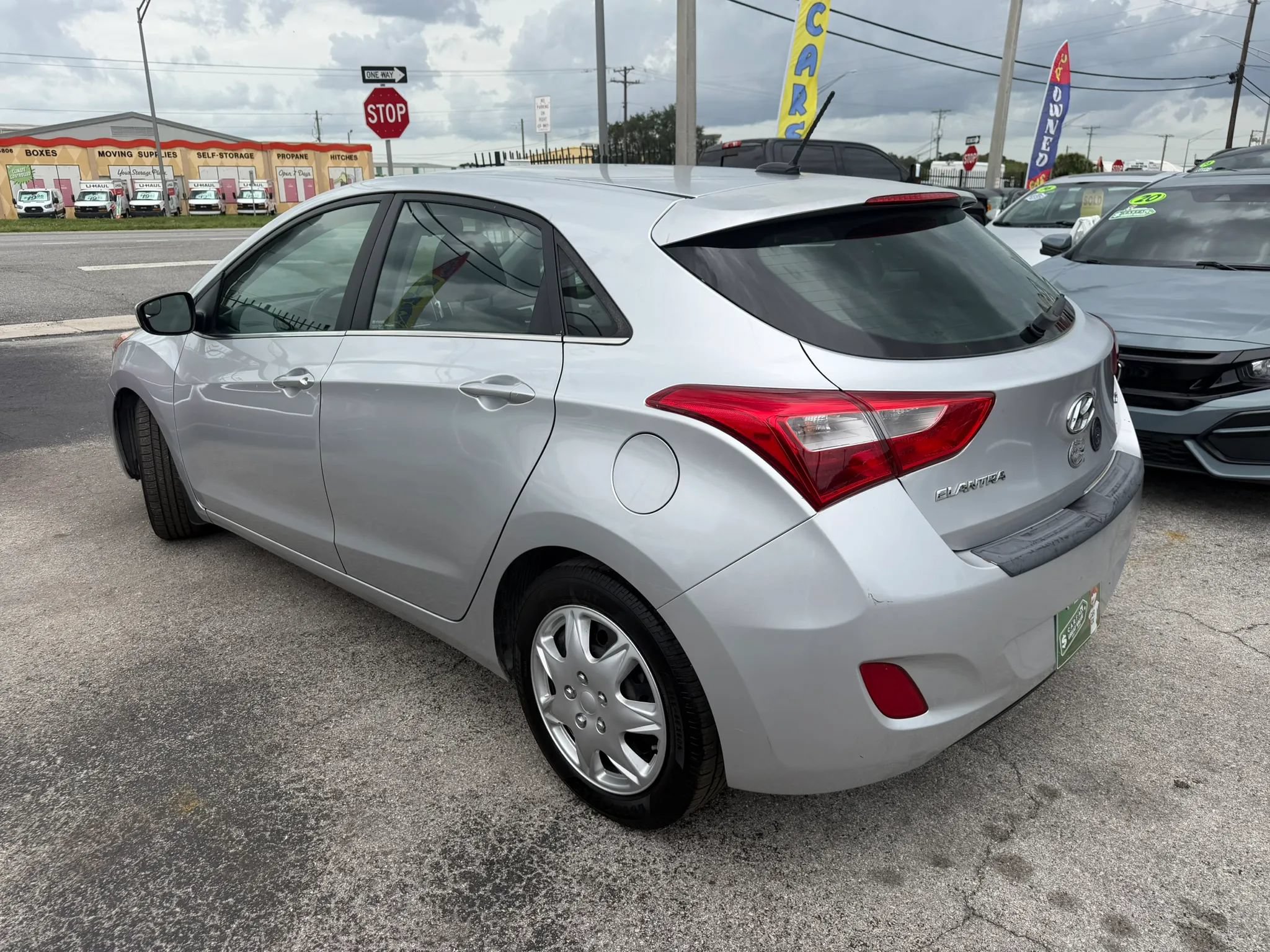 Used 2016 Hyundai Elantra GT FWD image 6