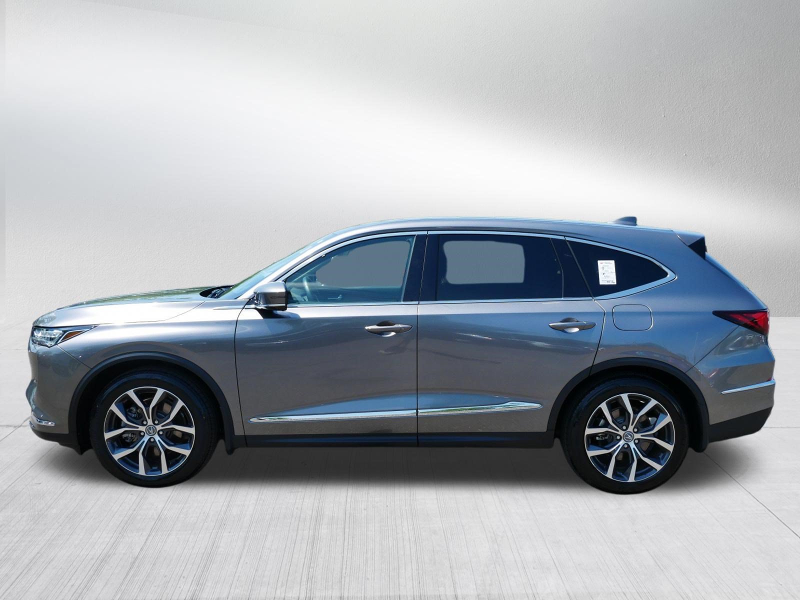 Used 2023 Acura MDX FWD w/ Technology Package image 4