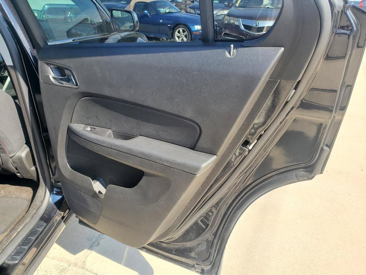 Used 2010 Chevrolet Equinox LT w/ Vehicle Interface Package FWD image 8
