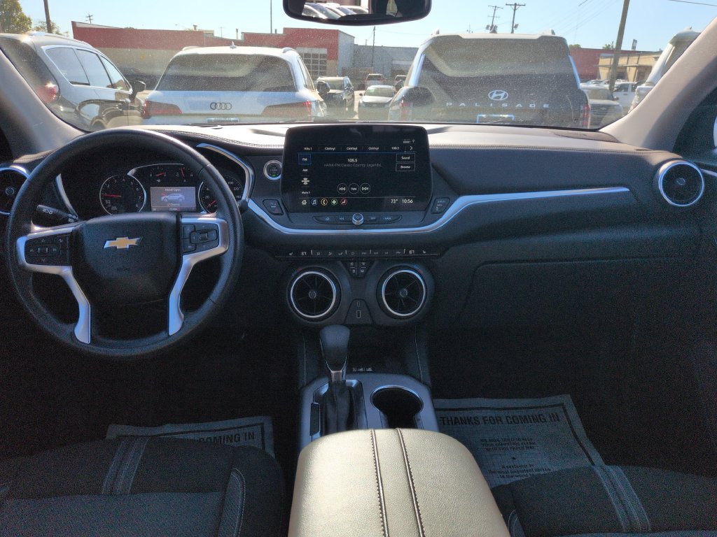 Used 2024 Chevrolet Blazer LT w/ Convenience Package FWD image 12