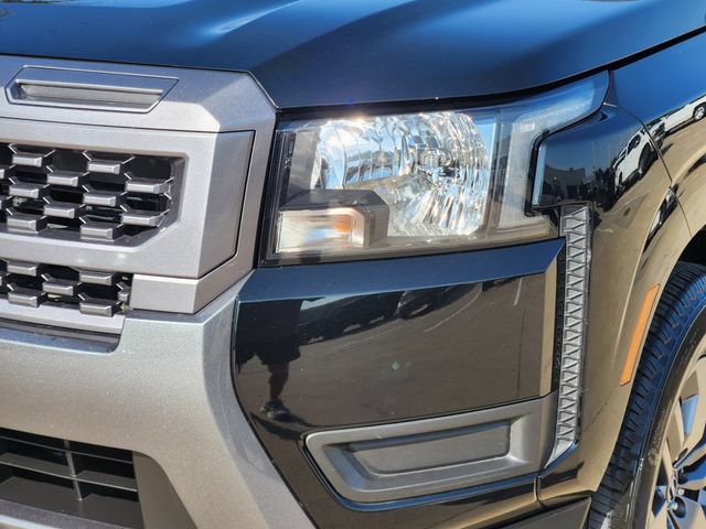 Used 2025 Nissan Frontier SV RWD image 16