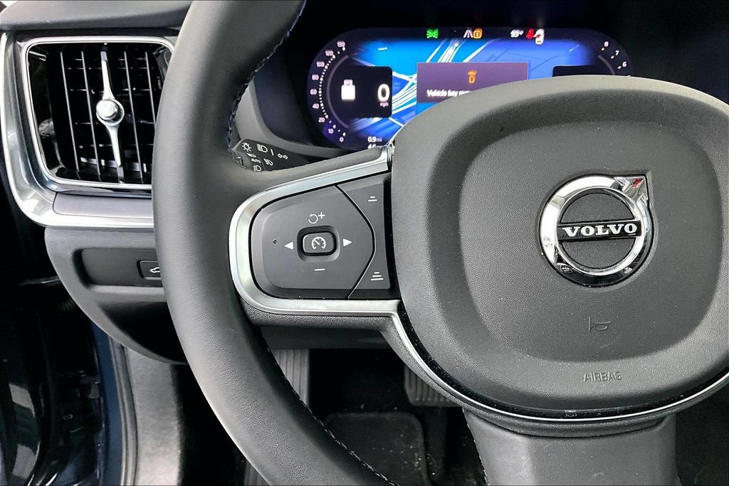 Used 2025 Volvo S60 B5 Core FWD image 23