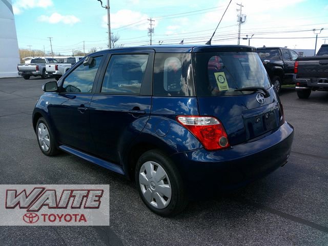Used 2006 Scion xA FWD image 4