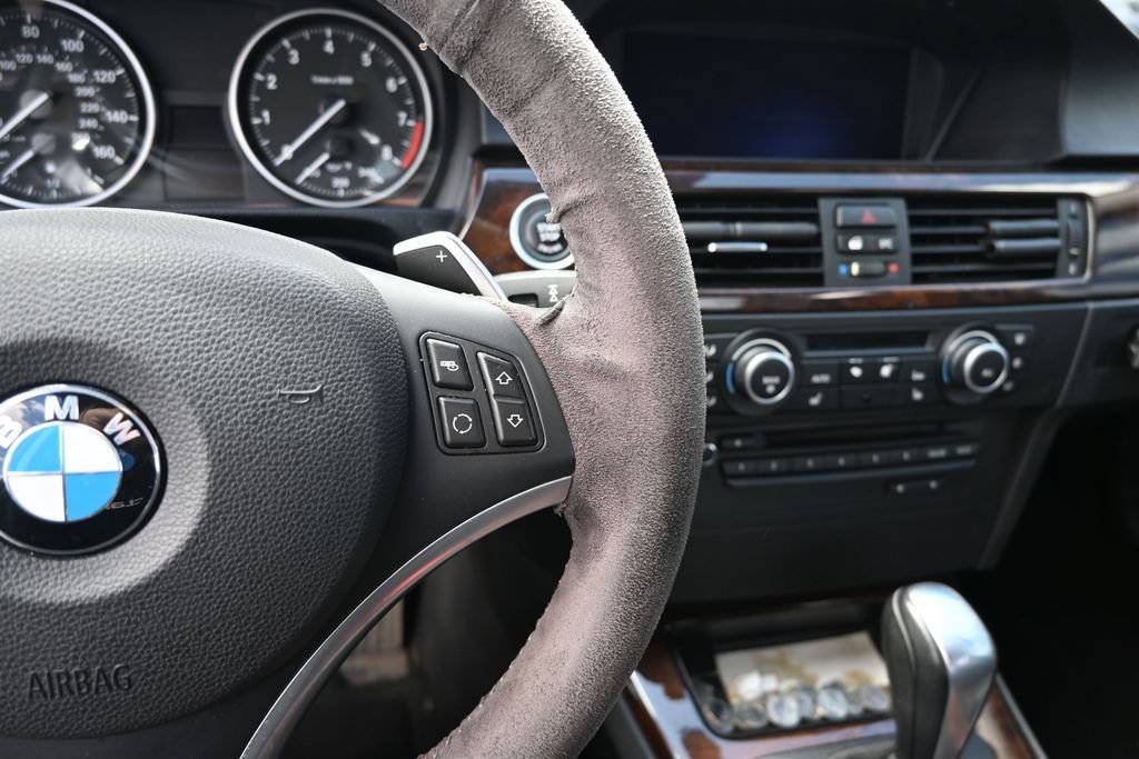 Used 2011 BMW 335i Sedan RWD image 19