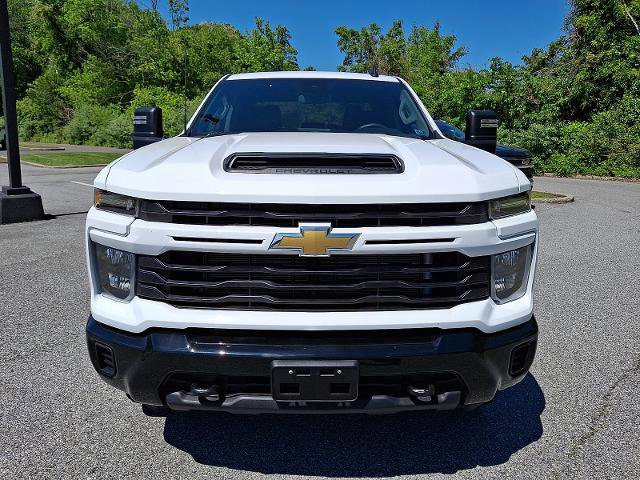 Certified 2024 Chevrolet Silverado 2500 Custom w/ Custom Convenience Package AWD/4WD image 2