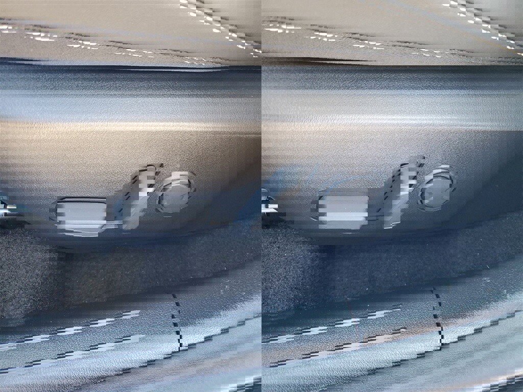 New 2025 Kia K4 GT-Line image 7