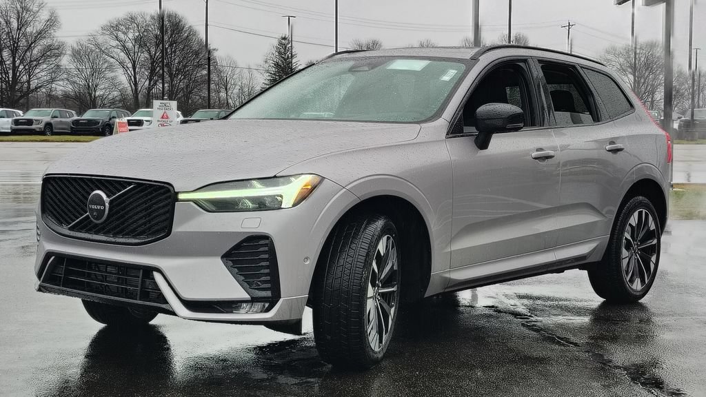 New 2026 Volvo XC60 B5 Plus w/ Climate Package AWD/4WD image 6