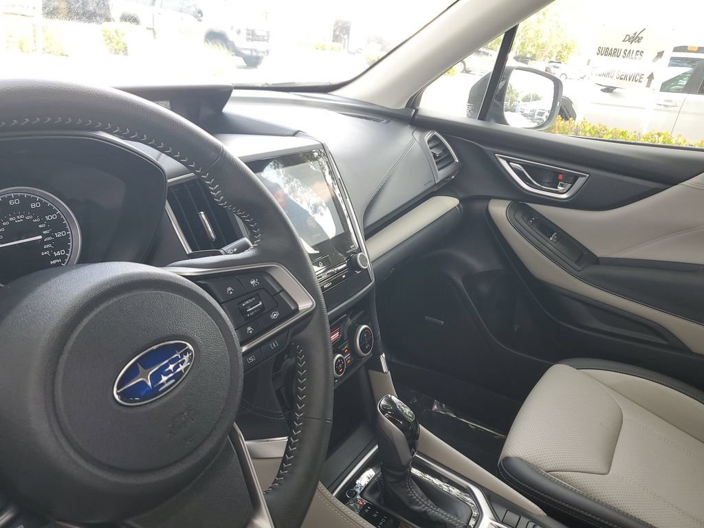 Used 2024 Subaru Forester Limited AWD/4WD image 27