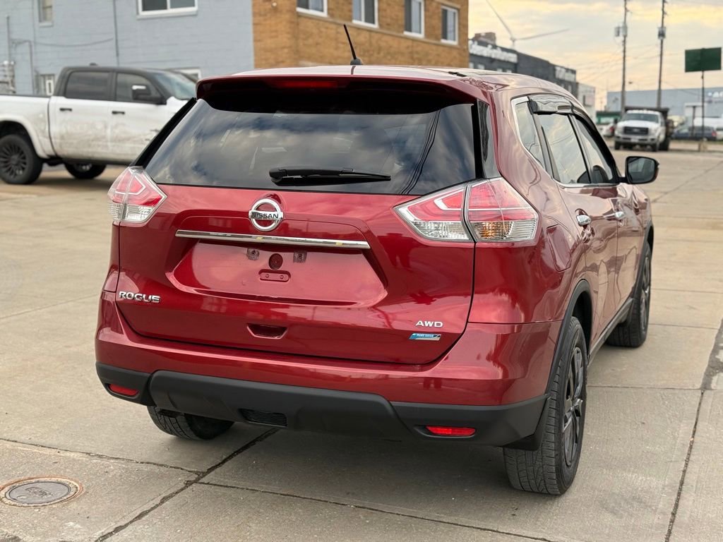 Used 2014 Nissan Rogue S AWD/4WD image 7