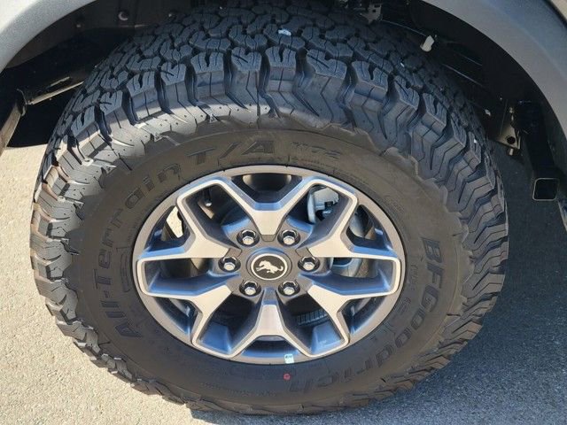 New 2025 Ford Bronco Badlands image 6
