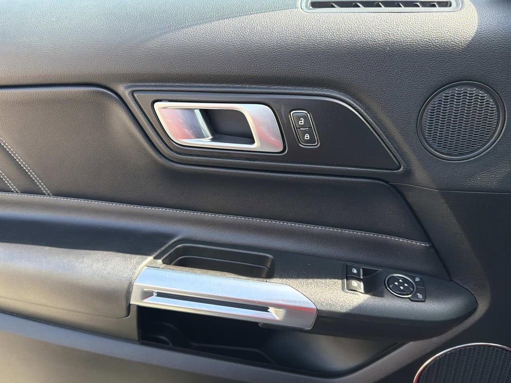 Used 2022 Ford Mustang Premium image 22
