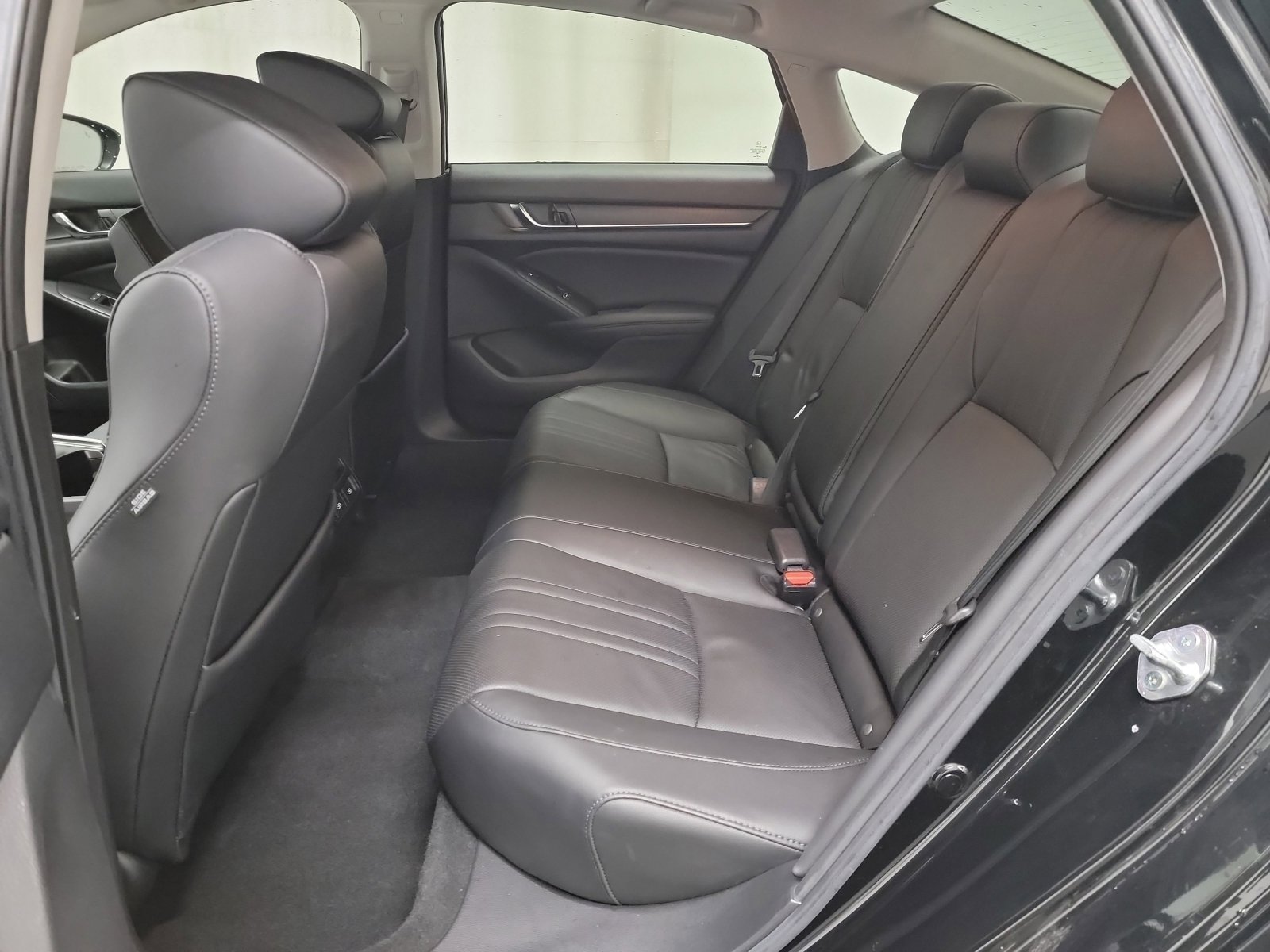 Certified 2021 Honda Accord Touring image 28