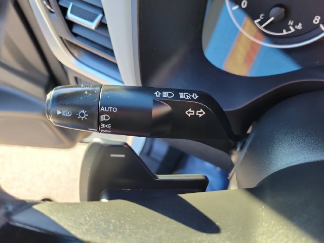 Used 2023 Nissan Rogue SV w/ SV Premium B Package FWD image 26