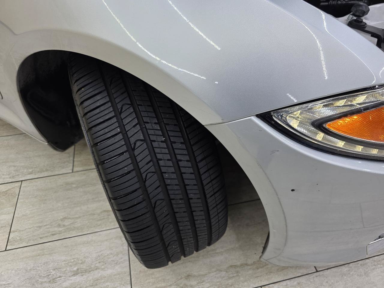 Used 2014 Jaguar XF RWD image 41