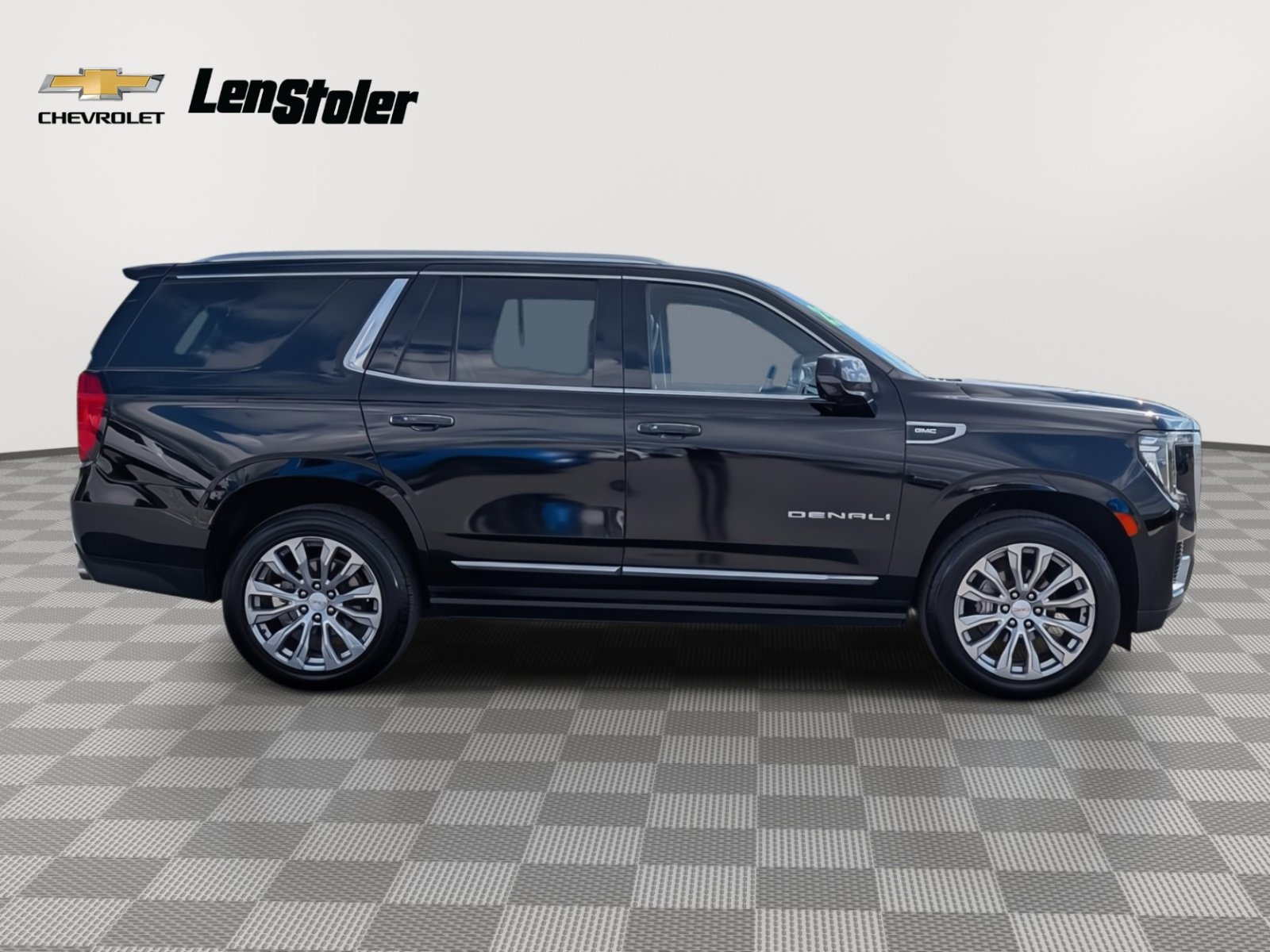 Certified 2023 GMC Yukon Denali image 6