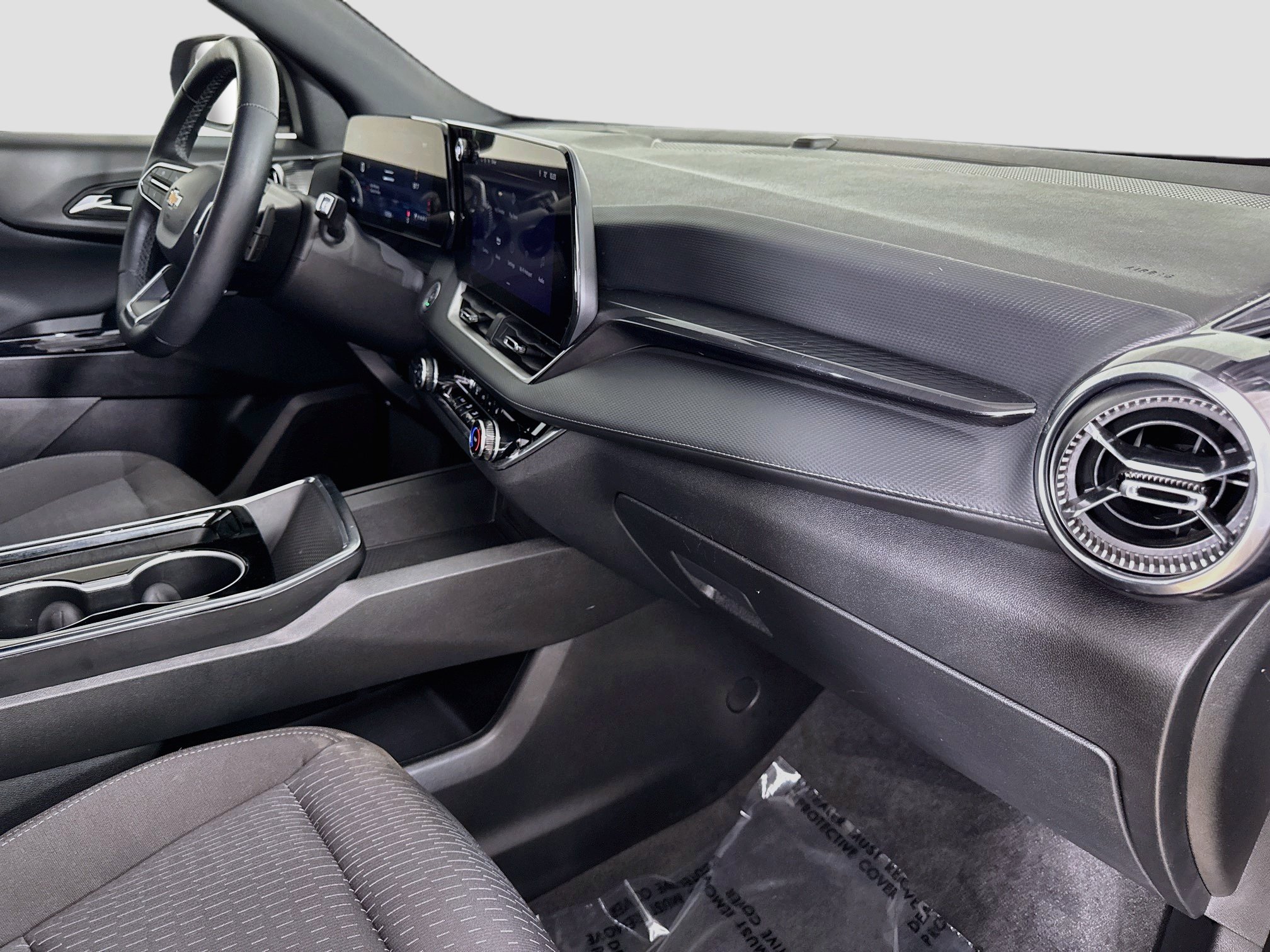 Used 2025 Chevrolet Equinox LT w/ Safety and Technology Package FWD image 31