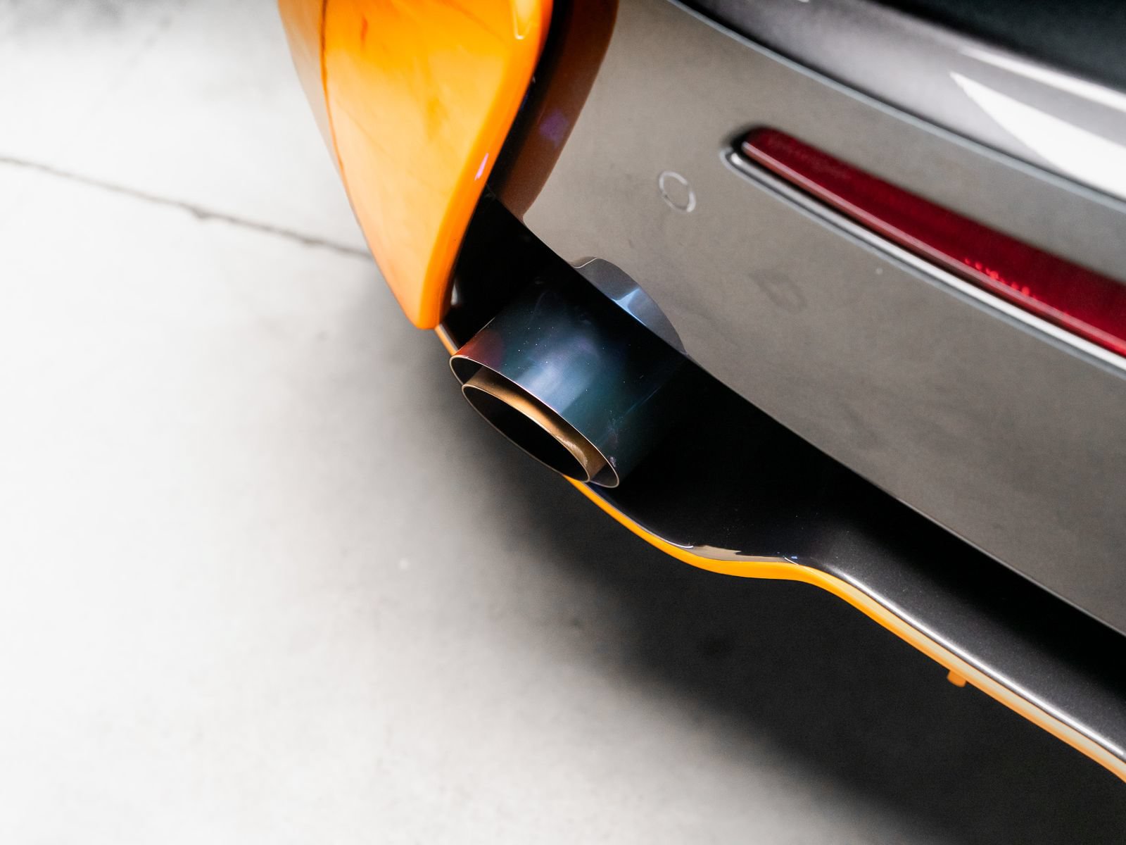 Used 2020 McLaren 620R RWD image 31
