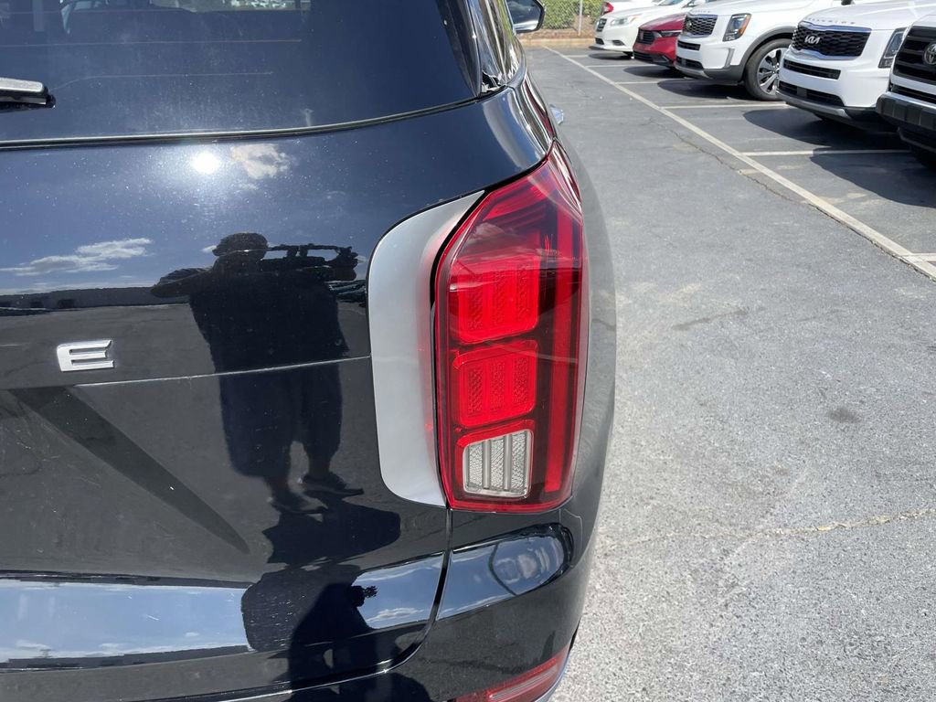 Used 2022 Hyundai Palisade SEL w/ Premium Package image 17