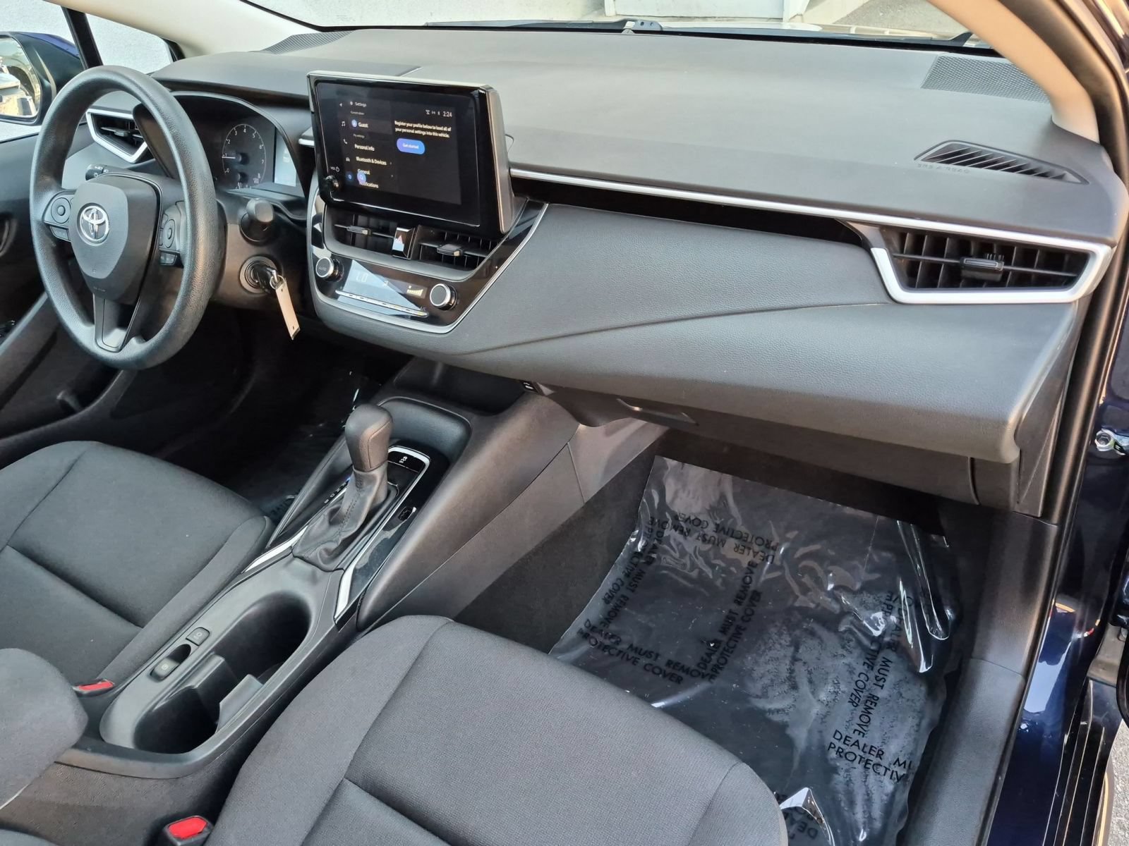 Used 2023 Toyota Corolla LE FWD image 28