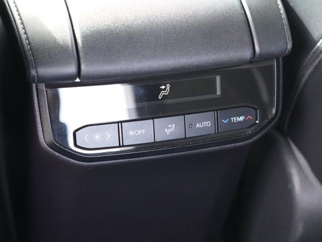 Certified 2021 Toyota Highlander XSE image 36