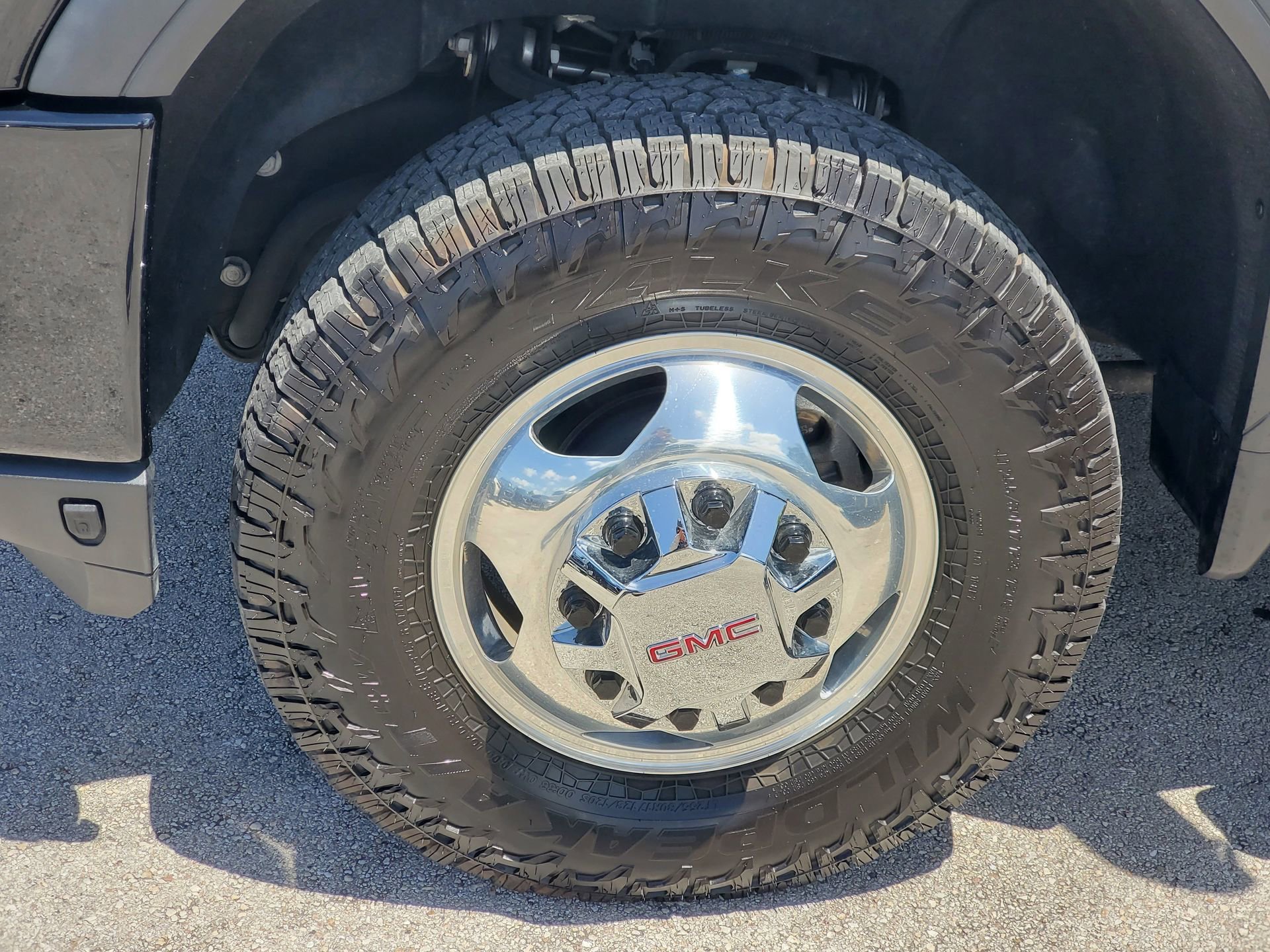 Used 2022 GMC Sierra 3500 Denali w/ Denali Ultimate Package image 5