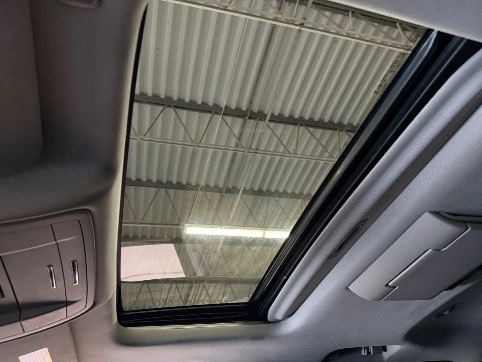 Used 2020 Chevrolet Suburban Premier AWD/4WD image 28
